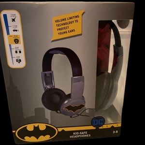 Batman Kids Safe headphones